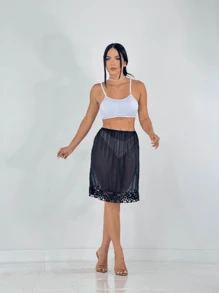 Saia Anágua Saiote Segunda Pele Vestido Bege Preto Justa Barra Com Renda - Preto - Visão 4