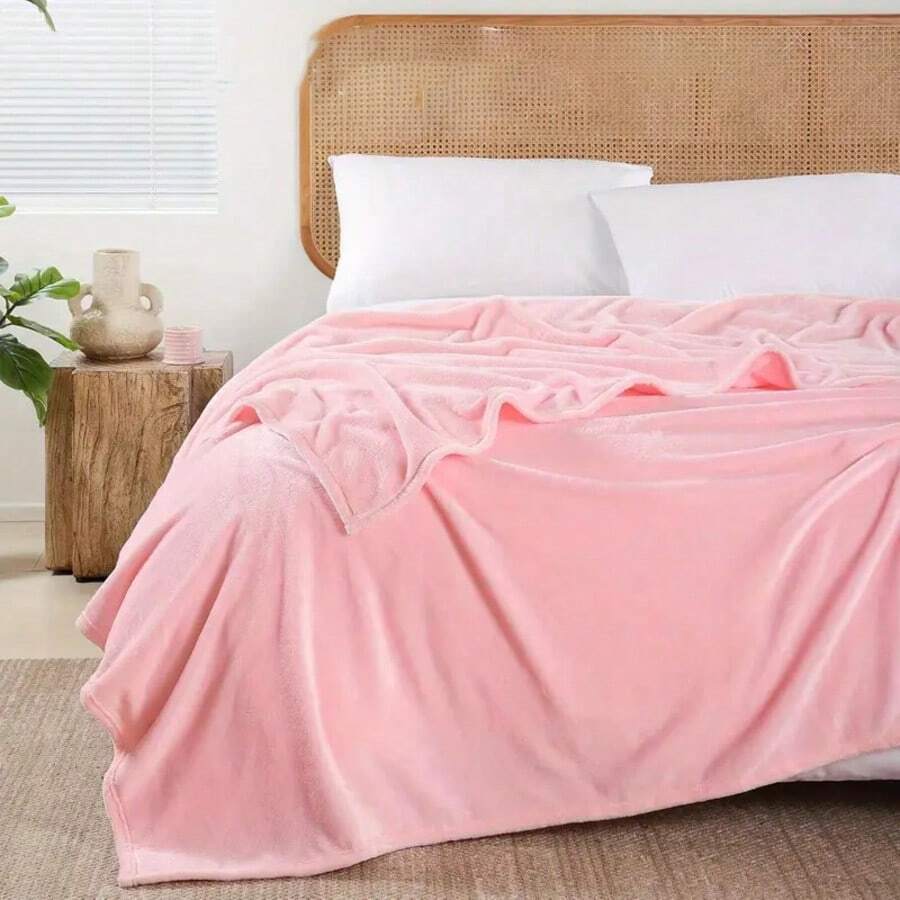 1 Solid Color Soft Comfortable Blanket For All Seasons. - Pink - View 1