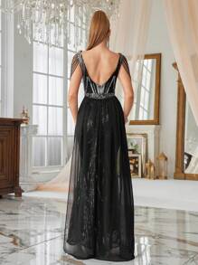 弹性串珠 V 领鱼尾裙，收腰设计，搭配手工串珠链条肩带，打造优雅奢华造型，适合派对、毕业典礼、婚礼、正式活动、派对礼服、婚礼宾客礼服、晚礼服、礼服等各种场合