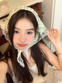 1 件蕾丝花头巾三角围巾头带时尚高端感觉多功能头饰适合在海滩拍照 - 彩色 - 查看 4