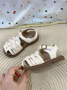 Sandalias de niñas con puntera cerrada y diseño calado, nuevas sandalias de verano cómodas y versátiles para princesas
