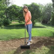 Rolling Lawn Aerator, 18-Inch/ 21-Inch  Heavy-Duty Manual Rolling Aerator Lawn With Detachable Handle And 27 /33Iron Spikes, Rolling Lawn Aeration Tool For Garden Patio Yard Compacted Soils And Lawns, Black - 18inch 27 Iron Spikes - 查看 1