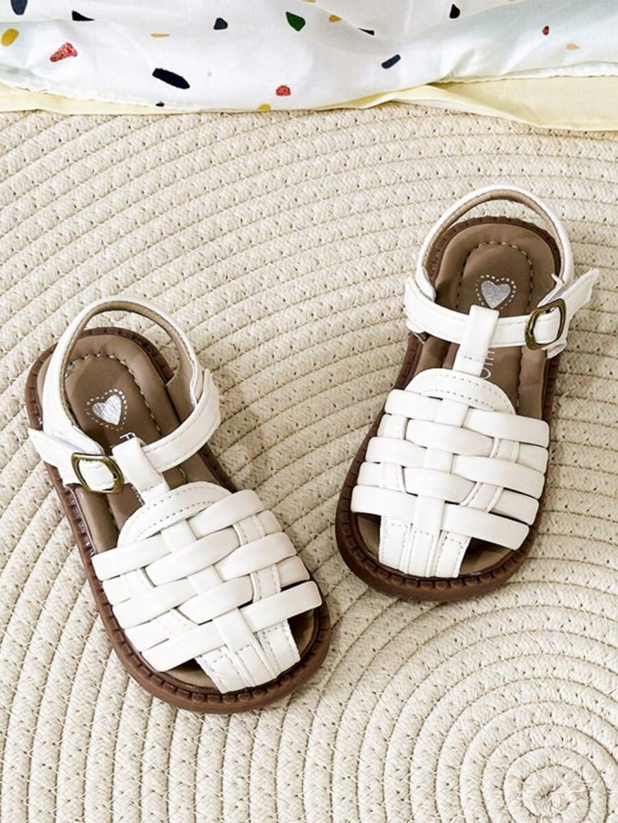 Sandalias de niñas con puntera cerrada y diseño calado, nuevas sandalias de verano cómodas y versátiles para princesas