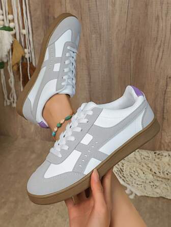 2025 女士/男士大码时尚运动鞋，学生运动平底休闲系带鞋，新款秋季男女硫化鞋，百搭平底户外运动运动鞋，运动休闲鞋