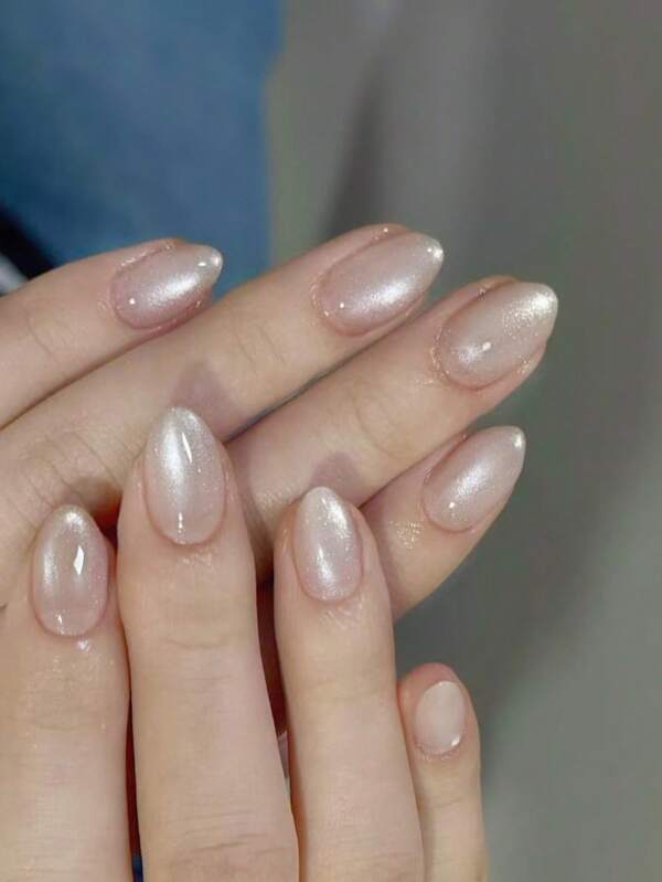Short Almond Shape Cat Eye Fake Nails, Press-On Nails, Nail Stickers'