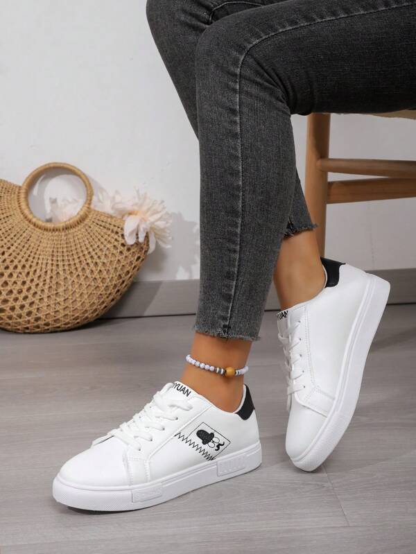 Women's Fashion Embroidered Lace-Up Lightweight Sneakers