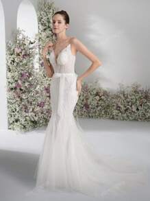 Fish Tail Big V-Back Wedding Dress Shoulder Strap Design Style Wedding Dress Lawn Wedding Outdoor Wedding Dress Bow Belt Design Wedding Dress Lace Style Wedding Dress,Bride