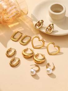1 Pair Women's Elegant Minimalist Luxury Gold Crescent Moon & Heart Shaped Stainless Steel Earrings, Suitable For Concerts, Parties, Banquets, Holiday Gifts