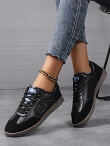 Baskets décontractées en canevas rétro pour femmes, chaussures plates et confortables pour étudiants, chaussures de skate polyvalentes inspirées du style Ins, chaussures vulcanisées basses - Noir - Voir 4