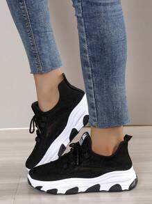 A Pair Of Women's Shoes, Women's Wedge Heel Thick Soled Sports Shoes, Comfortable Lace Up Women's Running Shoes, Fashionable Casual Knitted Breathable Women's Chunky Sneakers