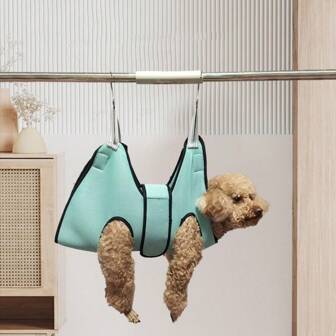 1pc Pet Grooming Hammock, Cat/Dog Nail Clipper Holder, Hook Style Anti-Scratch Cat/Dog Hanging Bag, Clip-On Paw Pad