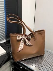 围巾装饰新款复古大号纯色单肩托特包女包，时尚金属链带斜挎单肩包，多用途双手柄休闲托特包单肩手提包，女士百搭工作包