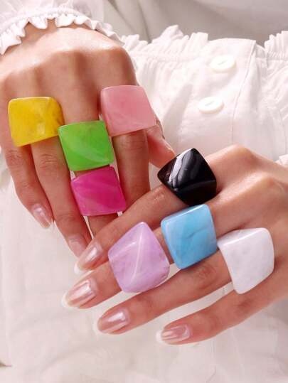 4pcs/Set Asymmetrical Twisted Square Solid Color Resin Ring Set, Fashionable Solid Color Resin Rings For Summer
