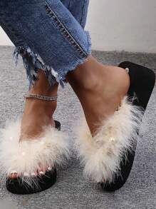 1 Pair White Fuzzy Pearl Decor Comfortable House Slippers - White - View 4