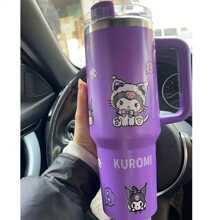 Sanrio [Tasse Sanrio Kuromi] 1 pièce tasse isotherme en acier inoxydable Sanrio Kuromi avec couvercle et paille, tasse à café réutilisable ronde de 40 oz pour boissons d'été et d'hiver, accessoires de voyage et cadeaux pour la rentrée scolaire