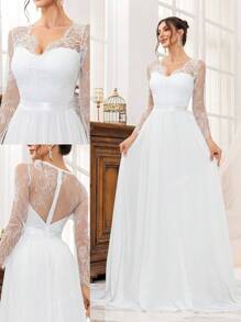 Vestido de novia elegante con escote en V profundo, manga larga, encaje y borde de malla