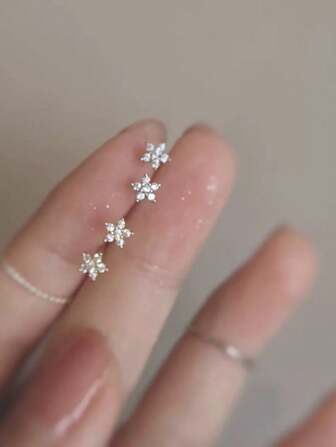 女士迷你花卉耳钉，别致小巧锆石花朵耳环，全新简约清新珠宝礼物