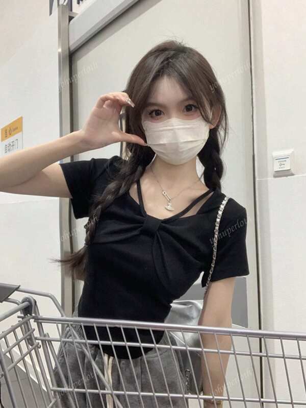 Unique Square Neck Short Sleeve T-Shirt, Bow Detail Design, Slim Fit & Flattering