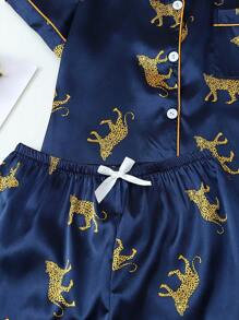 Bộ đồ ngủ bằng vải satin 2 món, áo sơ mi tay ngắn họa tiết da báo và hổ xanh và quần short nơ cho nữ - Màu xanh lam - Xem 5