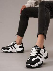 2025 New Spring Vintage Casual Versatile German Trainers Women Thick Sole Gump Sneakers, Comfy & Height Increasing