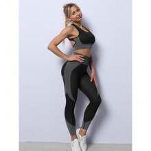 Three-Piece Set Women's Patchwork Zip Up Tracksuit, Jogging Suit, Thumb Hole Design Crop Yoga Jacket & High Waist Leggings & Wireless Sports Bra Set, Valentine's Day Gift, Jogging Suit, Ladies Sportswear, Valentine's Day Gift For Girl - Salmon Orange - View 6