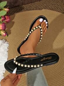 真皮珍珠装饰简约奢华休闲度假海滩百搭法式韩版时尚女士平底人字拖，尺码 35-43，2025 年夏季