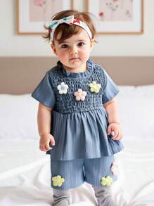 Toddler Girls Summer Outfit Crochet Flowers Short Sleeves T-Shirt And Elastic Shorts Set Cute 2 Piece Clothes - Blue - View 1