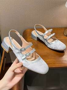 1 par de sandalias con puntera abierta, tacón ancho y diseño de flores elegante para mujeres, con dos correas de tobillo y decoración con hebilla de metal, diseño minimalista y de moda, estilo dulce y fresco, adecuado para vestidos, citas y salidas casuales