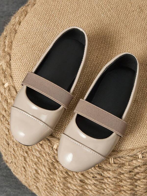 1 Paio di Scarpe Scolastiche per Ragazze, con Punta Tonda, in Pelle Morbida di Colore Albicocca/Rosa/Bianco/Nero, Scarpe da Principessa Adatte per Esibizioni di Coro, Scarpe Piatte Alla Moda per la Scuola