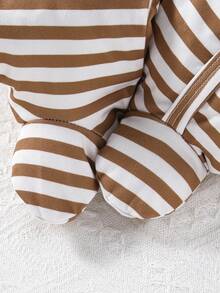 3pcs Baby Boy Cute Cartoon Bear Allover Print Allover Print Footie Jumpsuit Set