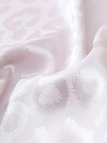 2pcs Satin Leopard Print Short Sleeve Shirt Collar Top And Bowknot Shorts Pajama Set For Women - Bạc - Xem 8