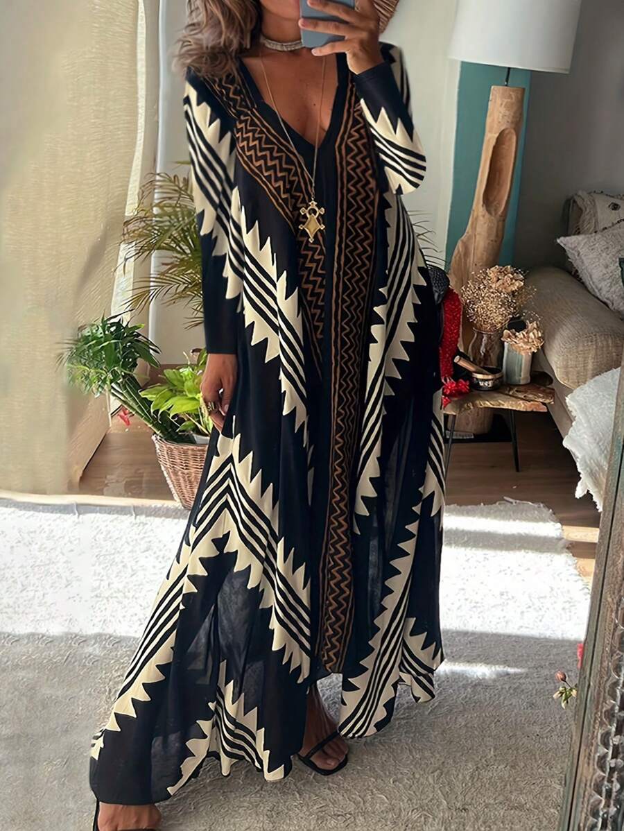 休闲度假风格 V 领休闲宽松数码印花编织女士长裙