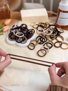 100 pezzi Semplici ed eleganti elastici per capelli da donna, fascia per capelli ad alta elasticità senza danni, accessori per capelli stile coreano nero e marrone, adatti per il ritorno a scuola