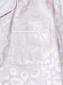 2pcs Satin Leopard Print Short Sleeve Shirt Collar Top And Bowknot Shorts Pajama Set For Women - Bạc - Xem 4