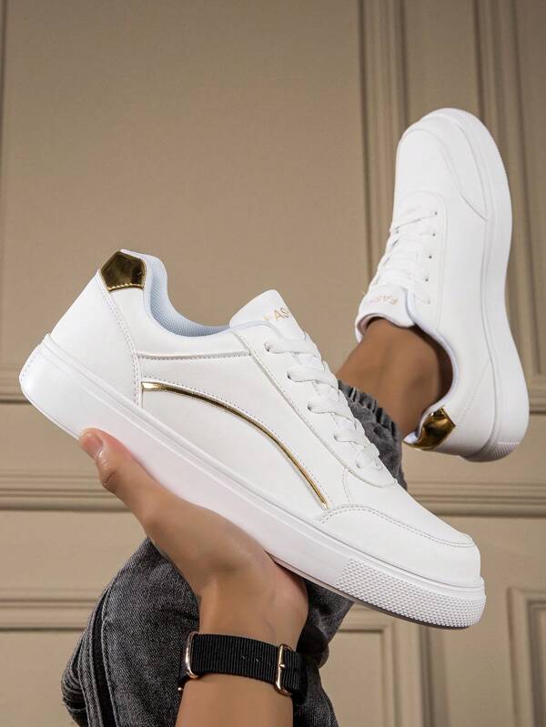 Classic Men's Summer New Casual Sports Sneakers, Breathable White Shoes, Korean Fashion Versatile Slip-On Shoes