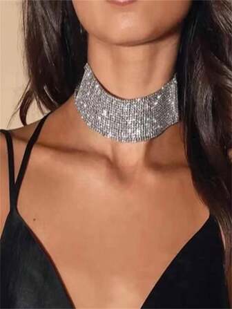 Rhinestone Decor Wide Choker