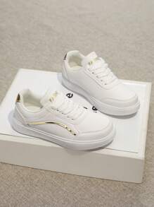 1 Pair Girls Fashion Casual Shoes, Comfortable Low-Top Flat Sneakers For Kids School Sports Running, Teens Classic Canvas Slip-On Skate Shoes, Suitable For Spring Summer Autumn