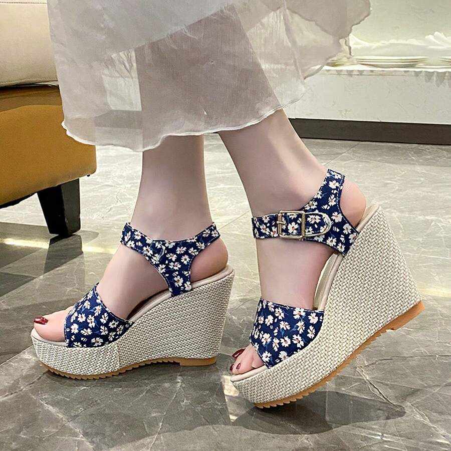 New Mini Floral Buckle Fashion Thick Bottom Wedge Heel Sandals - Multicolor - View 1