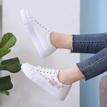 New Spring/Autumn Korean Style Embroidered Pattern Casual Low-Top Flat Sneakers, Women Students Leisure Small White Shoes - Pink - View 2
