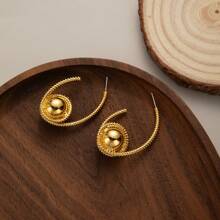 1 Pair European & American Exaggerated Design Metal Faux Pearl Earrings, Fashionable Unique High-End Earring Accessories