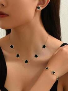 3pcs Women Fashion Elegant 5-Leaf Flower Bracelet, Necklace, Earrings Set, Stainless Steel Non-Fading, Suitable For Daily Wear, Good Gift For Friends