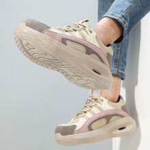 GUYISA 钢头安全鞋，防砸防刺穿，女士米色低帮轻便透气工作鞋（国际尺码不同，此款尺码偏大，请订购小一码以获得更好的贴合度） - 米色 - 查看 9