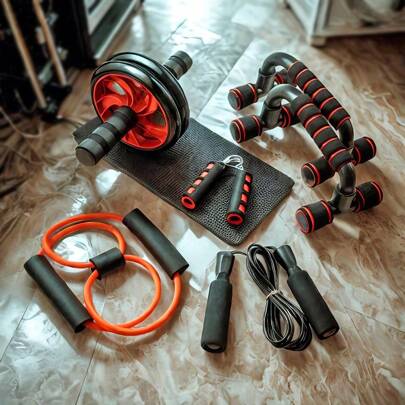 7 件套家庭健身房健身器材套装，迷你健身工具包括跳绳、握力器、俯卧撑杆、用于肌肉训练的腹肌轮、运动、健身房、家庭锻炼、腹肌轮、腹肌滚轮