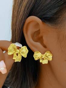 4 Pairs French Elegant Vintage Versatile 18K Gold Plated Floral & Geometric Faux Pearl Stud Earrings, Stainless Steel Hypoallergenic Fashionable Women Accessories, Suitable For Everyday Wear And Celebrations, Great Mother's Day & Valentine's Day Gift