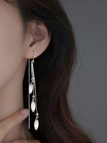 1 paire de boucles d'oreilles élégantes en torsion en forme de losange en argent sterling 925, boucles d'oreilles à longues franges en feuille pour femmes, bijoux de luxe haut de gamme, cadeau de mode