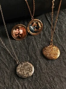 Personalized With Your Own Photo Round Golden Locket Necklace, Photo Necklace, Photo Locket, Keepsake Photo Frame Charm, Best Gift