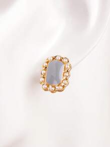 1 对优雅几何金属耳钉，配人造珍珠装饰，适合女性日常佩戴