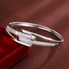 1 pieza Brazalete para mujer de doble capa con diseño de línea simple y circonita cúbica