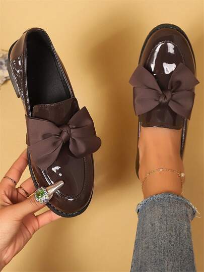 Multi-Purpose Round Toe Casual Bow Decor Low Heel Slip-On Loafers, Mirror Surface Material, Elegant Vintage British Style, Versatile For Spring/Summer/Autumn/Winter, Comfortable Soft Sole Mid Heel Shoes For Women