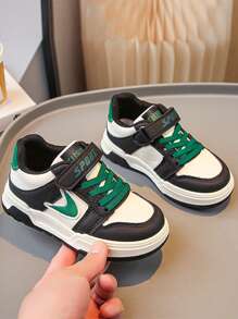 1 双时尚休闲儿童运动鞋，一脚蹬钩环绿色系带装饰设计，百搭舒适透气轻便防滑防水，适合所有季节户外玩耍、运动跑步、徒步旅行 - 彩色 - 查看 3